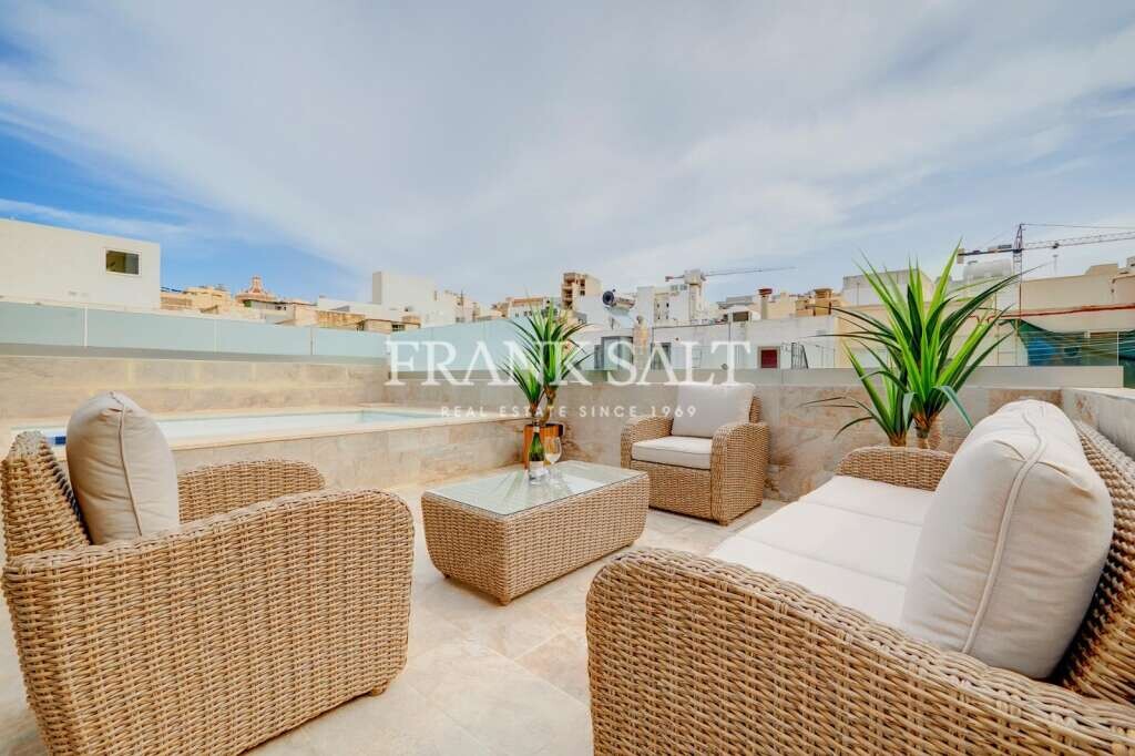 3 bedrooms Townhouse in Sliema, Malta No. 5210