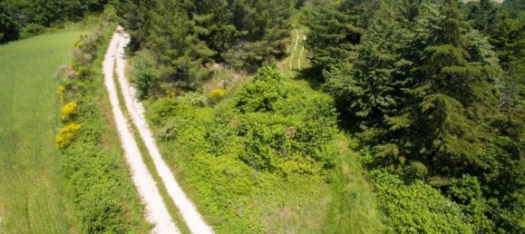 Casa de 6 habitaciónes en Sant'Angelo in Vado, Italy No. 258055 22