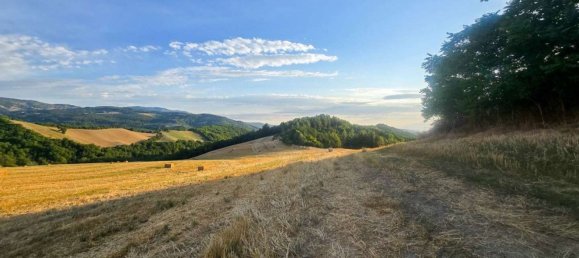 Casa de 6 habitaciónes en Sant'Angelo in Vado, Italy No. 258055 32