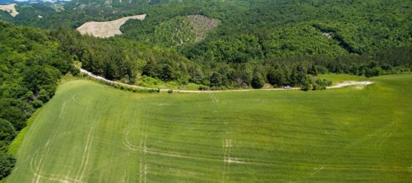 Casa de 6 habitaciónes en Sant'Angelo in Vado, Italy No. 258055 28