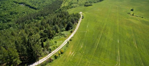 Casa de 6 habitaciónes en Sant'Angelo in Vado, Italy No. 258055 25
