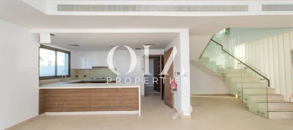 Adosado de 4 dormitorios en Yas Island, UAE No. 17091 10