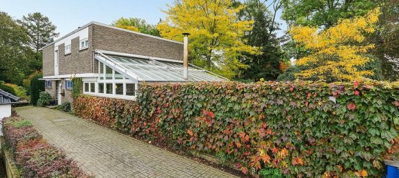 Дом с 9 комнатами в Крефельд, Германия № 8691 2