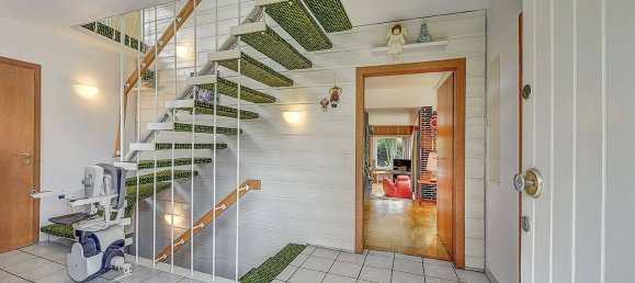 Дом с 9 комнатами в Крефельд, Германия № 8691 9