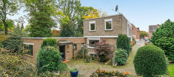 Дом с 9 комнатами в Крефельд, Германия № 8691 21