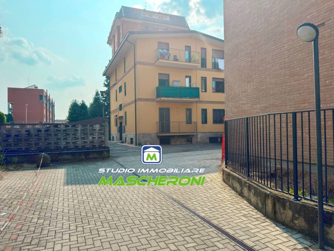 Studio in Paderno Dugnano, Italy No. 331062