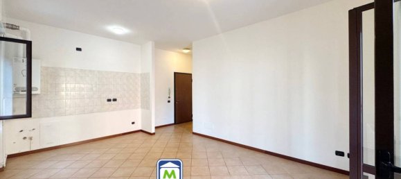 Studio in Paderno Dugnano, Italy No. 331062 4