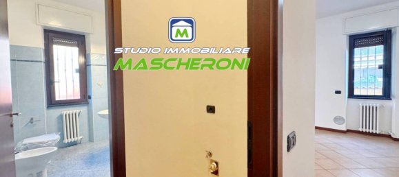 Studio in Paderno Dugnano, Italy No. 331062 8