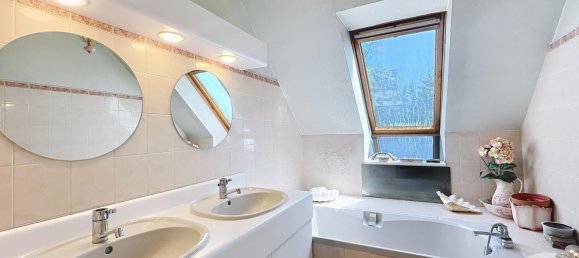 3 bedrooms House in Servon, France No. 279806 9