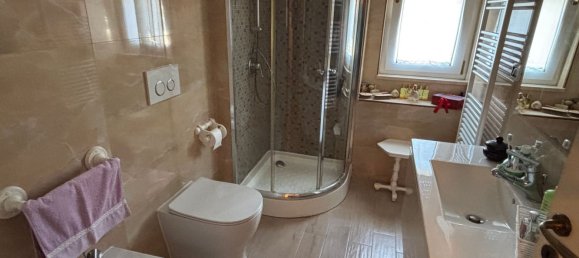 4 Schlafzimmer Wohnung in Brindisi, Italy, Nr. 374954 10