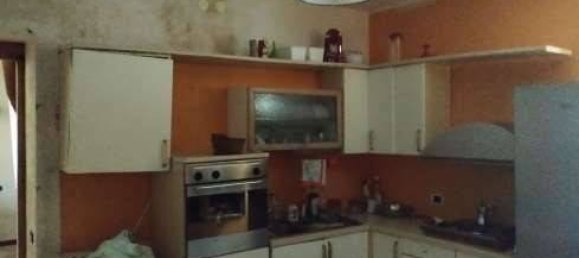 Studio in Cocquio-Trevisago, Italy No. 262664 4