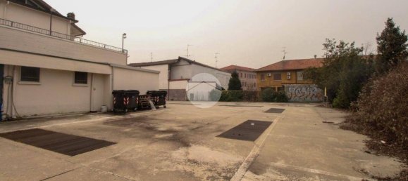 3 rooms Commercial property in Fara Gera d'Adda, Italy No. 159888 38