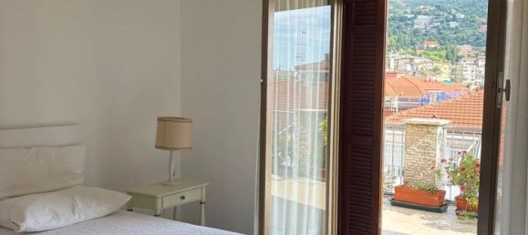 3 bedrooms Penthouse in Alassio, Italy No. 344312 15