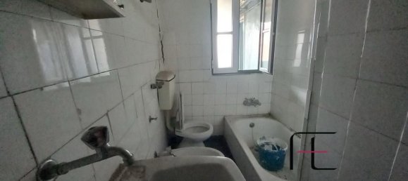 9 bedrooms Building in Lisbon, Portugal No. 102615 3