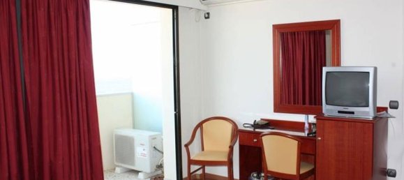 2220m² Townhouse in Loutraki, Greece No. 7264 5