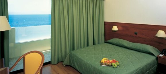 2220m² Townhouse in Loutraki, Greece No. 7264 4