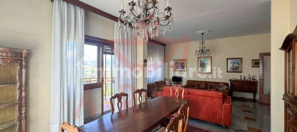 2 bedrooms Apartment in Florence, Italy No. 15229 6