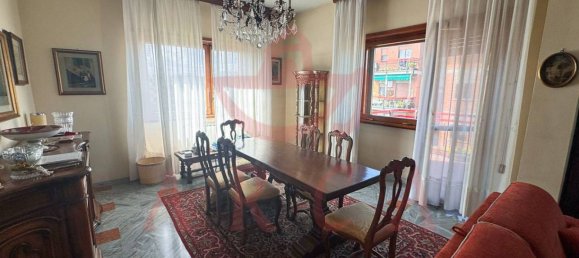 2 bedrooms Apartment in Florence, Italy No. 15229 4