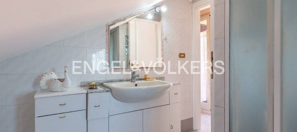 2 bedrooms Apartment in Lanuvio, Italy No. 102880 14