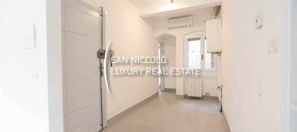 1 bedroom Apartment in Florence, Italy No. 184633 4