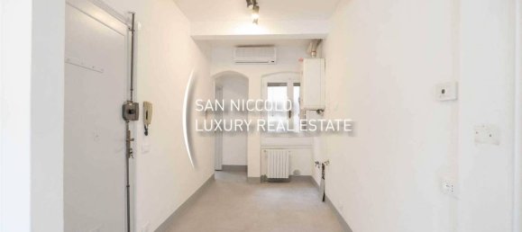 1 bedroom Apartment in Florence, Italy No. 184633 3