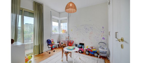 3 Schlafzimmer Wohnung in Porto, Portugal, Nr. 195030 18