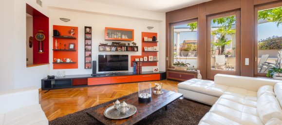 5 bedrooms Penthouse in Milan, Italy No. 349672 3