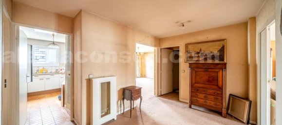 3 bedrooms Apartment in Montrouge, France No. 352017 12