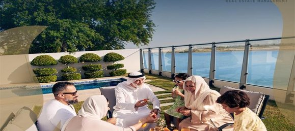 5 bedrooms Villa in Sharjah, UAE No. 32465 5