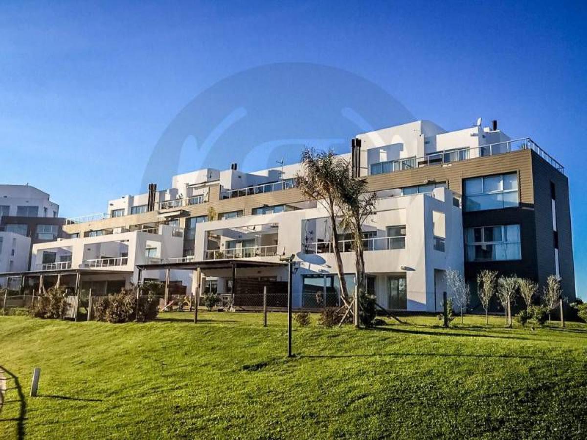 Studio in Tigre, Argentina No. 90218