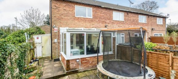  House in Aldershot, United Kingdom No. 2409 12