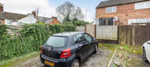  House in Aldershot, United Kingdom No. 2409 13