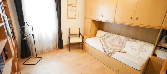 6 bedrooms House in Pistoia, Italy No. 381806 14