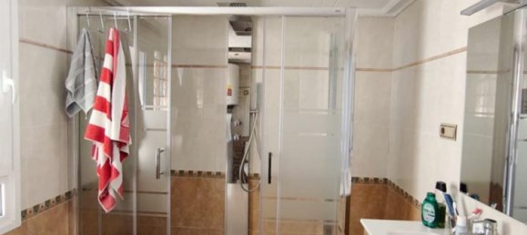 Apartamento de 3 dormitorios en Alginet, Spain No. 185994 33