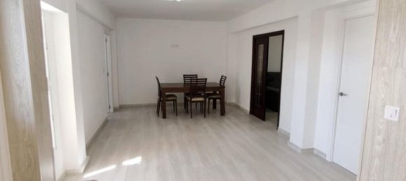 Apartamento de 3 dormitorios en Alginet, Spain No. 185994 21
