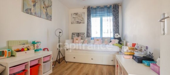 3 bedrooms House in Villenave-d'Ornon, France No. 347538 5