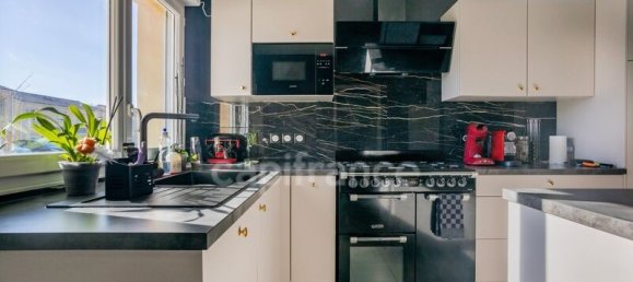 3 bedrooms House in Villenave-d'Ornon, France No. 347538 3