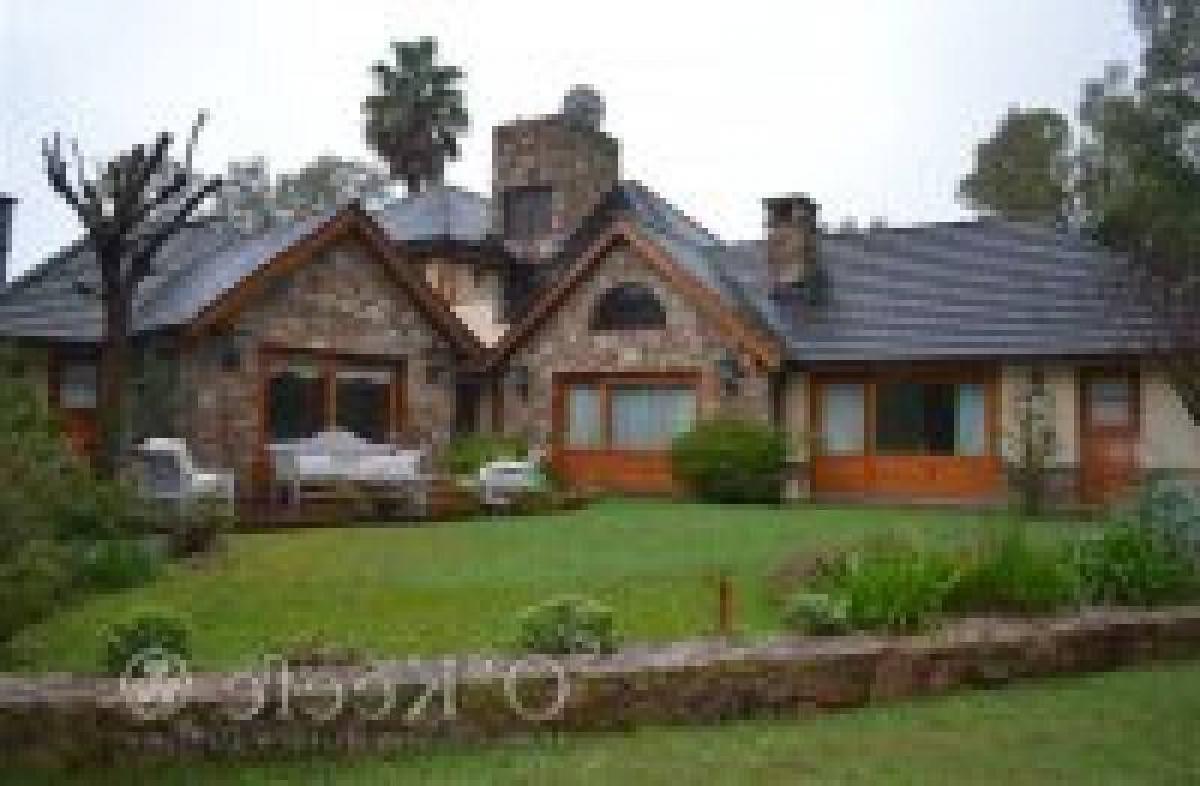 4 bedrooms House in Presidente Peron, Argentina No. 37