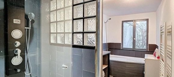 2 Schlafzimmer Haus in Epernay, France, Nr. 226943 5