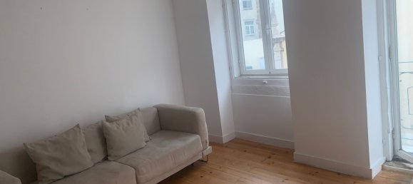 2 bedrooms Apartment in Lisbon, Portugal No. 189858 3