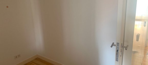 2 bedrooms Apartment in Lisbon, Portugal No. 189858 8