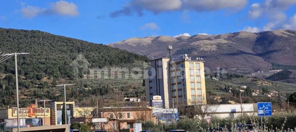 1 room Commercial property in Trevi, Italy No. 271550 3