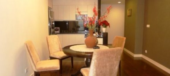 2 bedrooms Apartment in Ba Dinh, Vietnam No. 3810 4