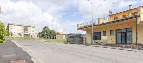 62m² Commercial property in Rome, Italy No. 353087 2