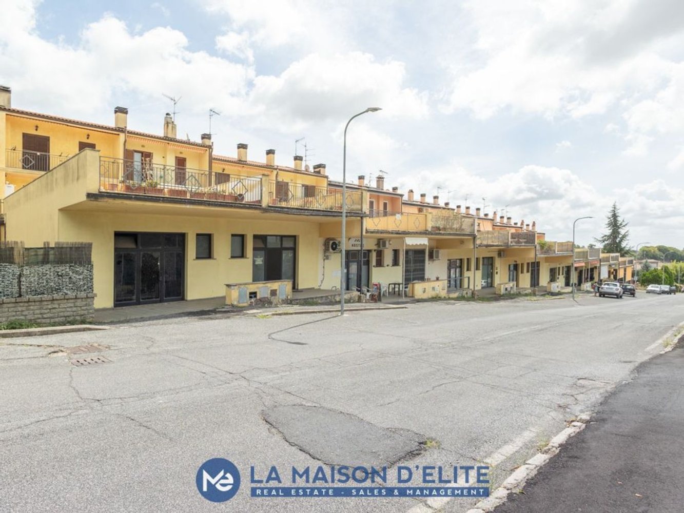 62m² Commercial property in Rome, Italy No. 353087