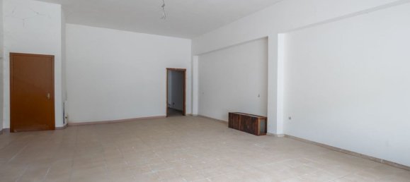 62m² Commercial property in Rome, Italy No. 353087 11