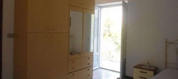 5 rooms Apartment in Scicli, Italy No. 73114 2