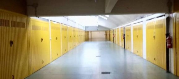 Квартира с 4 комнатами в Турин, Италия № 35630 68