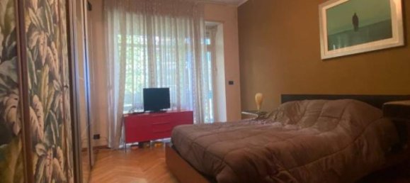 Квартира с 4 комнатами в Турин, Италия № 35630 11