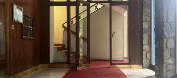 Квартира с 4 комнатами в Турин, Италия № 35630 19